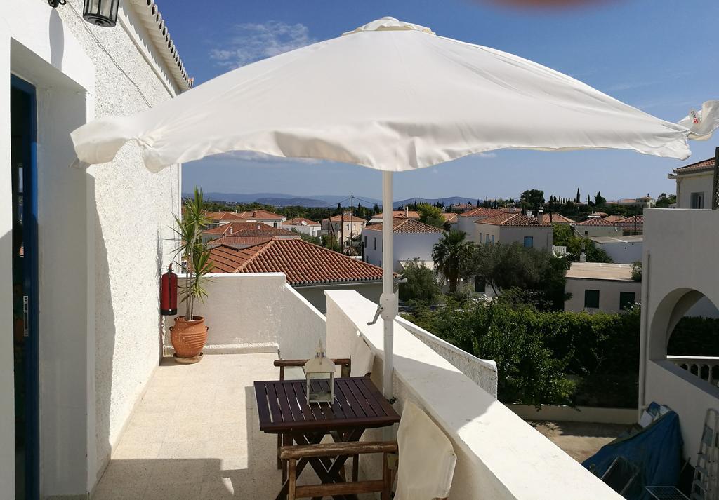 سبيتسيس Villa Metaxa المظهر الخارجي الصورة